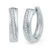 Image 1 : 10kt White Gold Round Diamond Single Row Hoop Earrings 1/6 Cttw