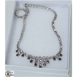 VINTAGE PURPLE NECKLACE