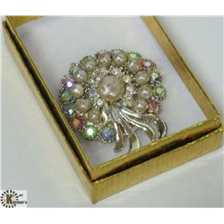 VINTAGE BROACH