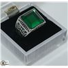 Image 1 : GREEN STONE MENS RING SIZE 9