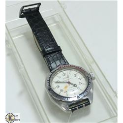 VINTAGE RUSSIAN MADE MENS WRIST WATCH, HAS A