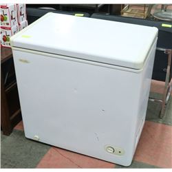 DANBY DIPLOMAT APARTMENT SIZE CHEST