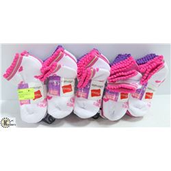 20 PAIR OF NEW HANES LOW CUT GIRLS SOCKS, SIZE SM