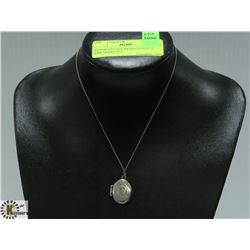 KENNETH COLE SIGNED LOCKET AND NECKLACE