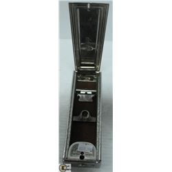ANTIQUE DARWIN AUTO STROP RAZOR IN CASE
