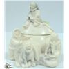 Image 1 : IGLOO & ESKIMO SCULPTURE- PEARLITE MARBLE