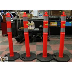 LOT OF 4 REFLECTIVE PYLONS
