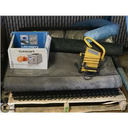 PALLET WITH COMMERCIAL CARPETS