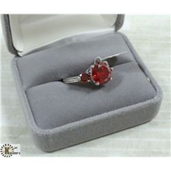 10 KT WHITE GOLD GARNET RING - SIZE 6 -