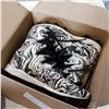 Image 3 : TIGER WOODS SIZE 11 NIKE AIR GOLF SHOES AND SIZE 6 YOUTH UDERARMOUR CLEATS