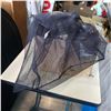 Image 3 : BOX OF NEW CONVERSE MESH BAGS