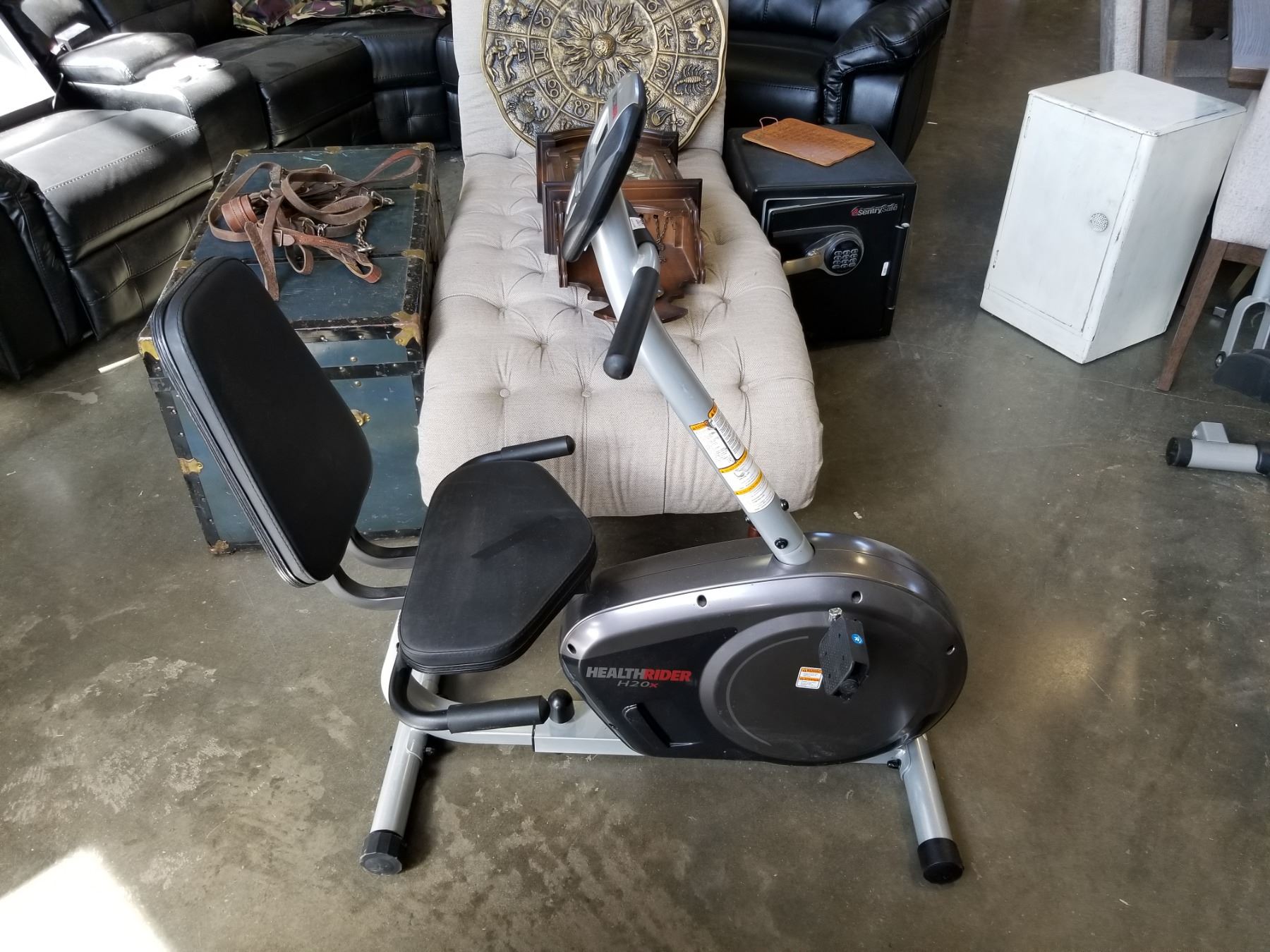 Health Rider Exerciser HEALTH RIDER EXERCISE BIKE - Big Valley Auction
