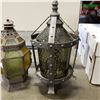 Image 2 : 3 METAL LANTERNS