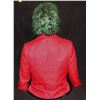 Image 6 : JOKER THE SILICONE BUST WITH WARDROBE DISPLAY
