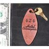 Image 1 : AGENT CARTER SCREEN MATCHED KEY TO ROOM 424