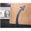 Image 1 : CAPTAIN AMERICA ARROW FROM MAP IN WAR ROOM SCREEN USED