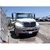 Image 1 : 2006 INTERNATIONAL 4200 BOX TRUCK