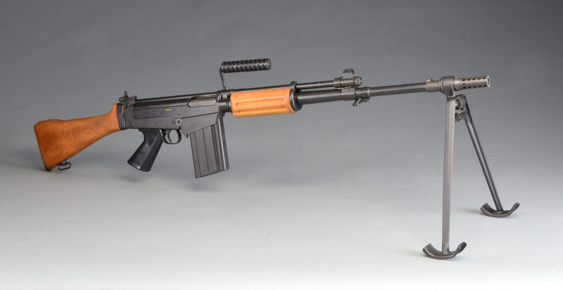 BELGIUM FN FAL HEAVY MATCH RIFLE. - Poulin Auctions
