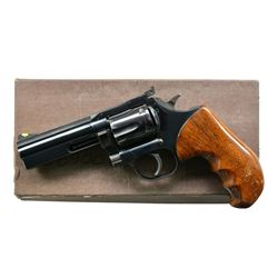 DAN WESSON MODEL 15 DA REVOLVER.
