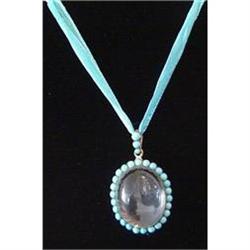 Victorian Glass Locket #853173