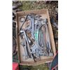 Image 1 : Flat with Assorted Wrenches (16)
