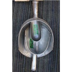 Store Bin Scoops (3)