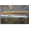 Image 1 : Yard Sticks (4)