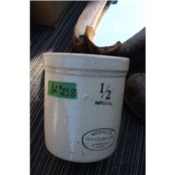 Medalta Potteries Crock, Medicine Hat