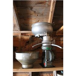 De Fehr Cream Separator