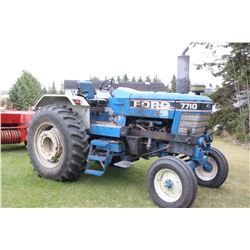 1989 Ford 7710 Tractor