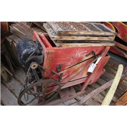 "The Emerson Kicker" Dockage Cleaner