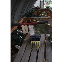 Hand Garden Cultivator (Blue, Red, Yellow)