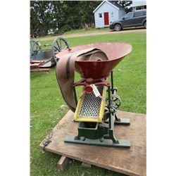 Grain Crusher (No. 262) Vessot Co. Limited, Joliette, Que