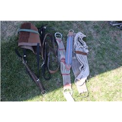 Breast Plate; Feed Bag & 4 Cinches (1 for a Pony)