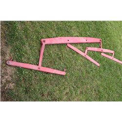 Three Horse Double Tree (Red Metal)