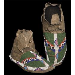 Blackfoot Women's Moccasins