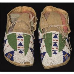 Sioux Men's Moccasins.
