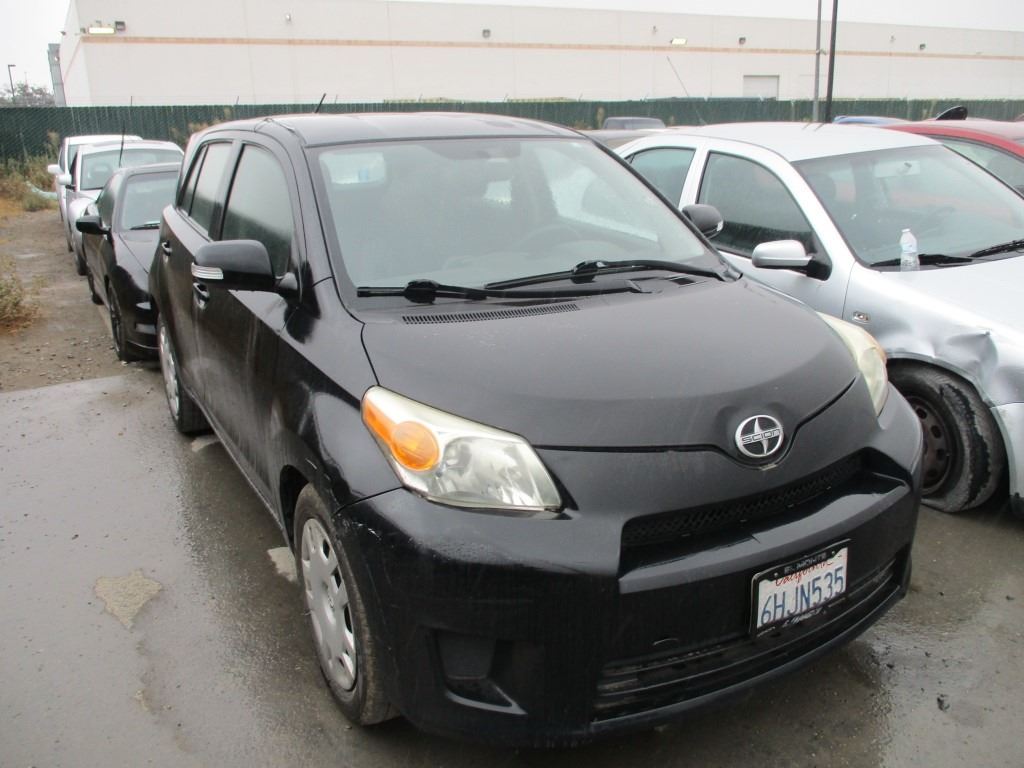 Тойота scion xd