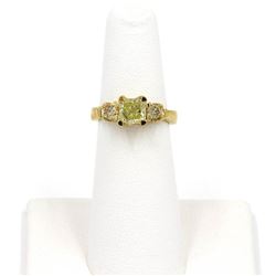 1.25 ctw Diamond Ring - 14KT Yellow Gold