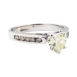 1.31 ctw Diamond Ring - 10KT White Gold