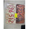 Image 1 : 2 SASKATCHEWAN LICENCE PLATES