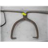 Image 1 : PAIR OF LOGGING TONGS