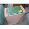 Image 1 : PINK & GREEN HAMPER