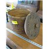 Image 1 : LARGE LIDDED NATIVE BASKET