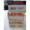 Image 2 : 3 LIONEL TRAIN CARS