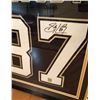 Image 2 : SIDNEY CROSBY SIGNED REEBOK OFFICIAL JERSEY (FRAMEWORTH COA)