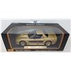 Image 1 : 1:18 Scale Die Cast Maisto Guld Strand Signature Corvette