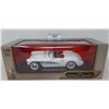 Image 1 : 1:18 Scale Die Cast Road Signature 1957 Chevrolet Corvette