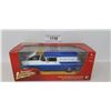 Image 1 : 1:24 Scale Die Cast Johnny Lightning 1957 Ford Courier Sedan Delivery
