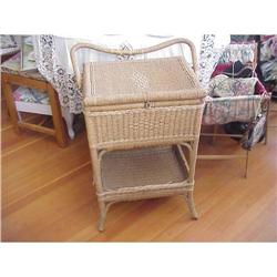 VICTORIAN WICKER SEWING STAND SO CHIC #884744